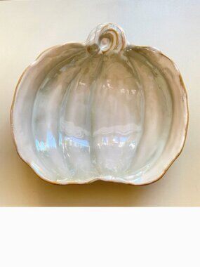 Pottery Barn Pumpkin Serving Bowl Tan Green